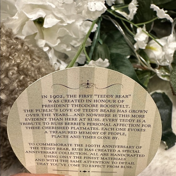 Nwt. Macintosh collector bear - Picture 3 of 7